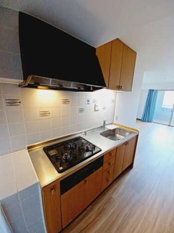 拡大写真:メルクマール深阪 3階305のキッチン