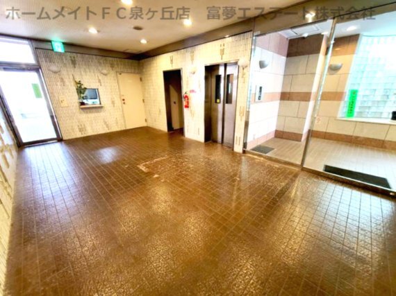 拡大写真:ライブリー高石 5階504のロビー