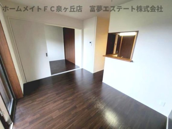 拡大写真:Casa Domani(カーサ ドマーニ) 1階102の居間