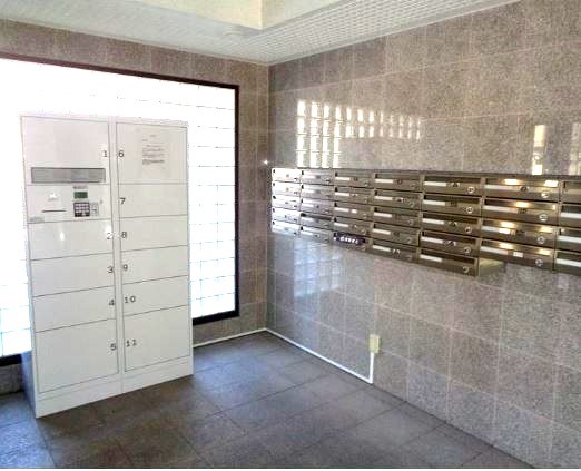 拡大写真:Collection鳳東町 2階204のロビー