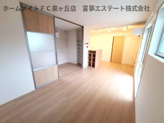 拡大写真:シュトラール鳳 1階101の居間