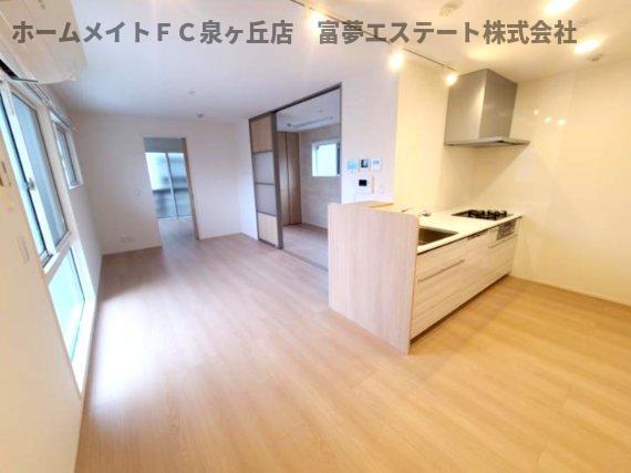 拡大写真:シュトラール鳳 1階101の居間