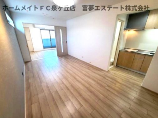 拡大写真:グランハイツ西喜 1階105の居間