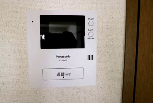 拡大写真：クレスト想 3階302のセキュリティ