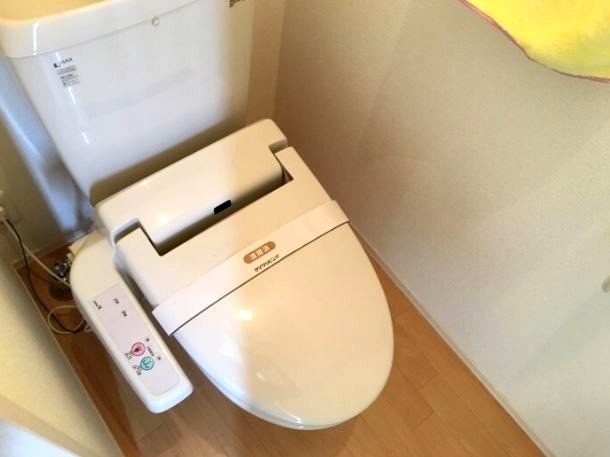 拡大写真:スカイコート 2階201のトイレ