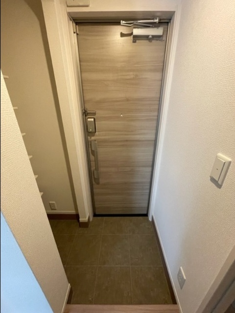 拡大写真:D-room今川 A棟 2階205の内観