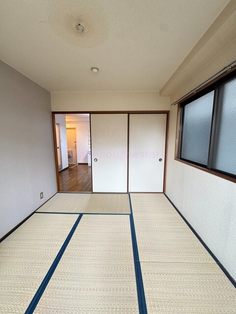 拡大写真:守口市東光町3丁目 2階206の内観