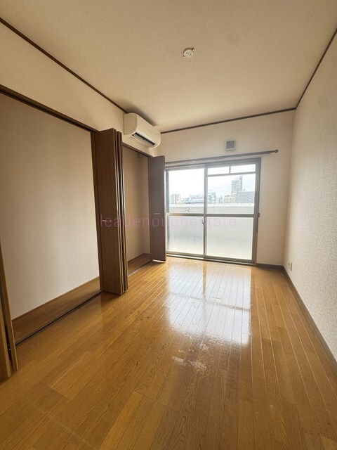 拡大写真:アクシス大阪 8階801の内観