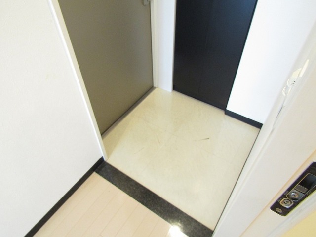 拡大写真:CITY SPIRE鶴見 6階606の内観