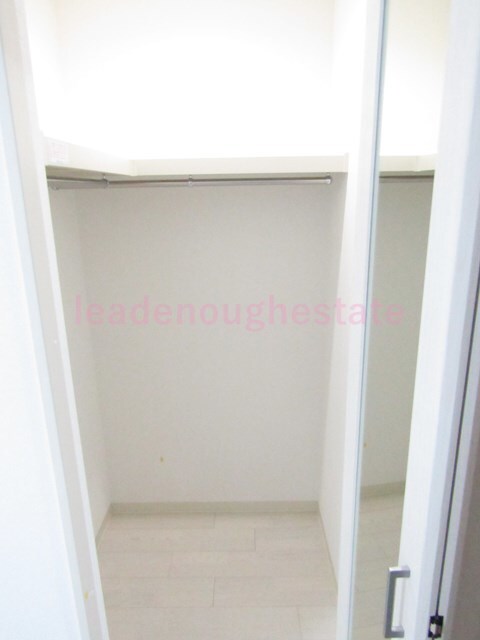 拡大写真:大阪市旭区中宮2丁目 3階302の内観