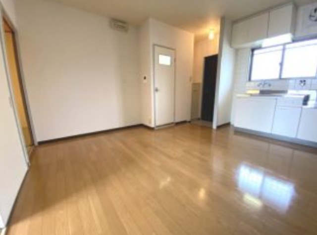 拡大写真:フォアール今津北 4階402の別部屋参考画像