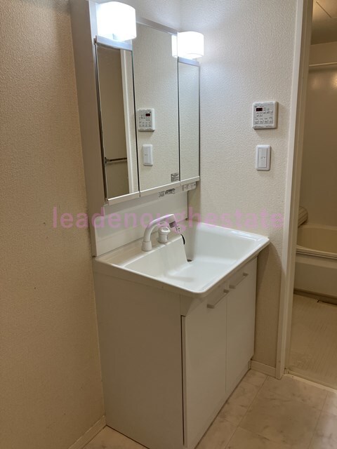 拡大写真:ヴィアソーレ鶴見 1階B105の内観