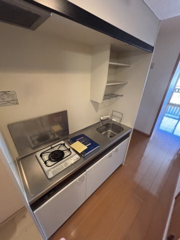 拡大写真：スリーズ国立 1階103の※別部屋参考写真です。
