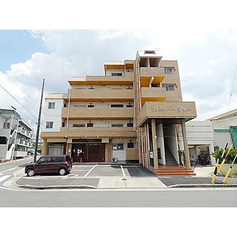 ファミリーハイツ柴田の外観