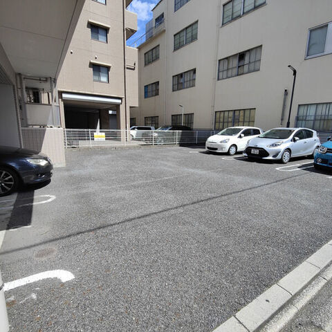 拡大写真:サン笠取 4階403の外観
