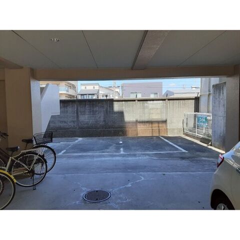 拡大写真:ハウザー高畑 2階2Bの外観