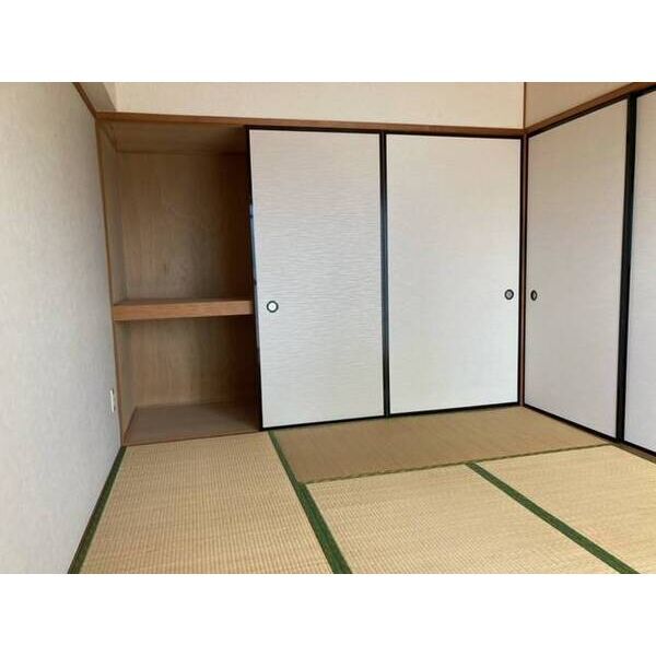 拡大写真:プレズ名古屋入場 4階401の和室