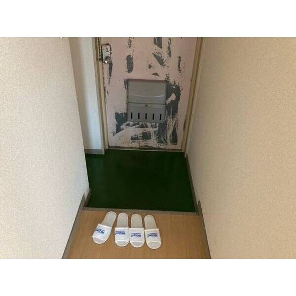 拡大写真:プレズ名古屋入場 4階401の玄関