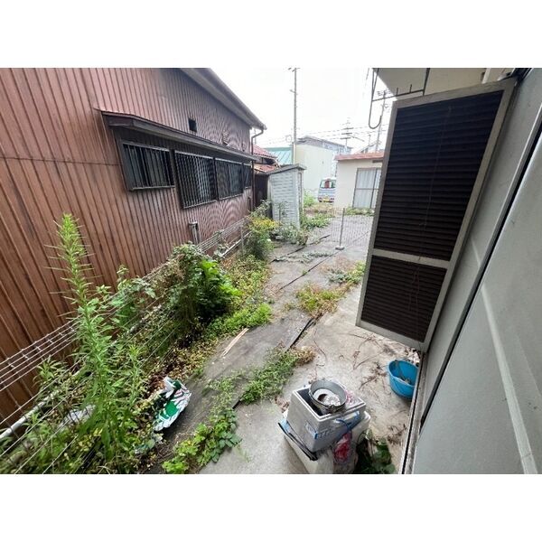 拡大写真:峰ビル 1階102の庭