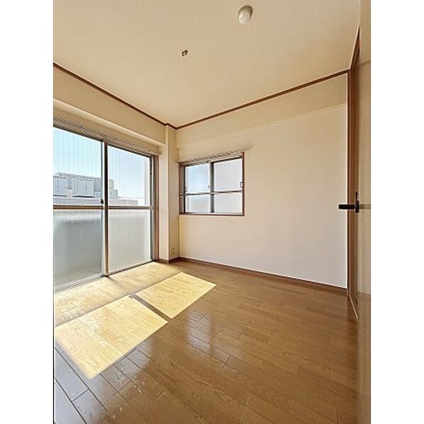 拡大写真:山の手荘 4階401の居間