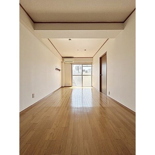 拡大写真:山の手荘 4階401の居間
