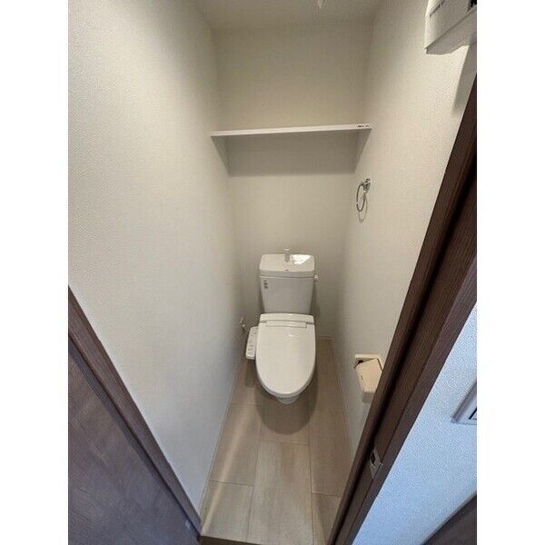 拡大写真:SHOKEN Residence 名古屋〈太閤通〉 13階1304のトイレ