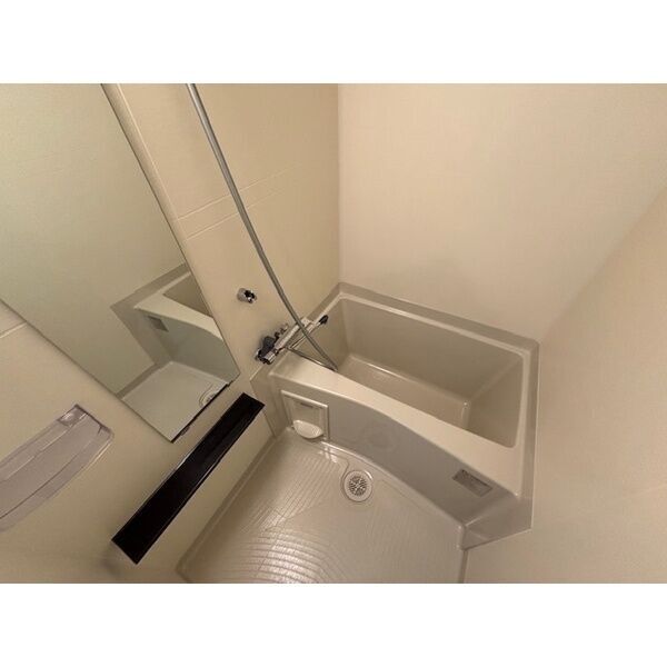 拡大写真:SHOKEN Residence 名古屋〈太閤通〉 15階1504の風呂