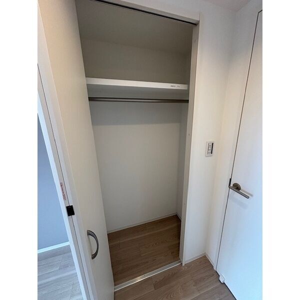 拡大写真:SHOKEN Residence 名古屋〈太閤通〉 12階1203の収納
