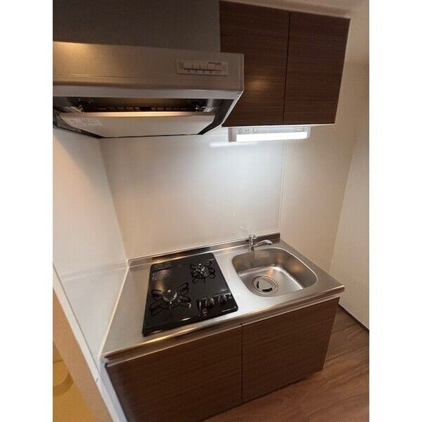 拡大写真:SHOKEN Residence 名古屋〈太閤通〉 13階1303のキッチン