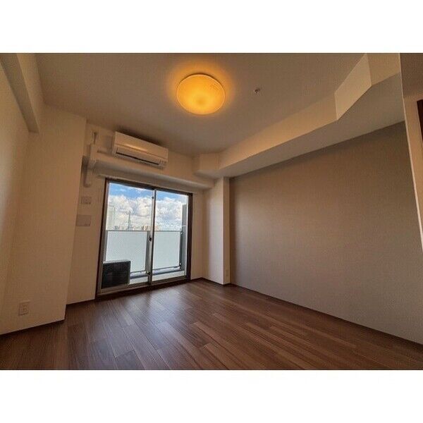 拡大写真：SHOKEN　Residence　名古屋〈太閤通〉 13階1302の居間