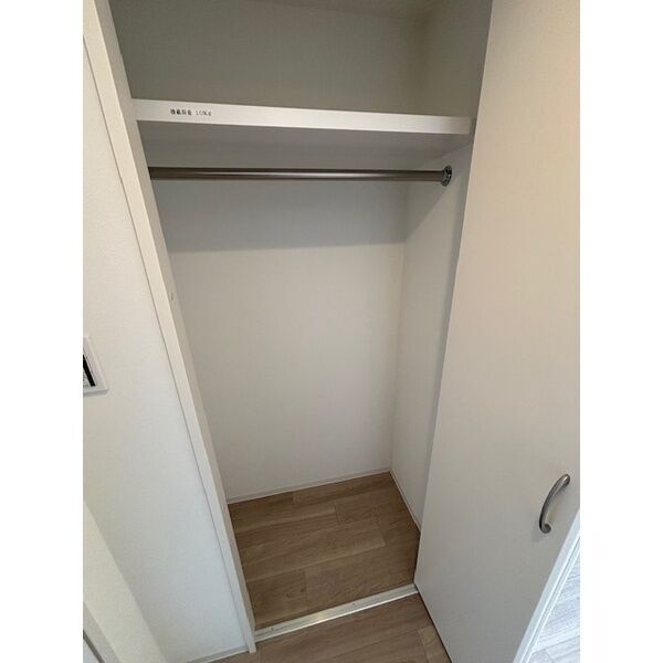 拡大写真:SHOKEN Residence 名古屋〈太閤通〉 14階1401の収納
