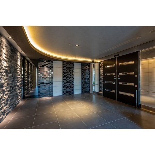 拡大写真:S-RESIDENCE六番町 7階711のロビー