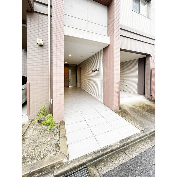 拡大写真:Stage本山 5階501のエントランス