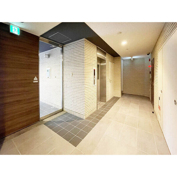 拡大写真:Stage本山 5階501のロビー