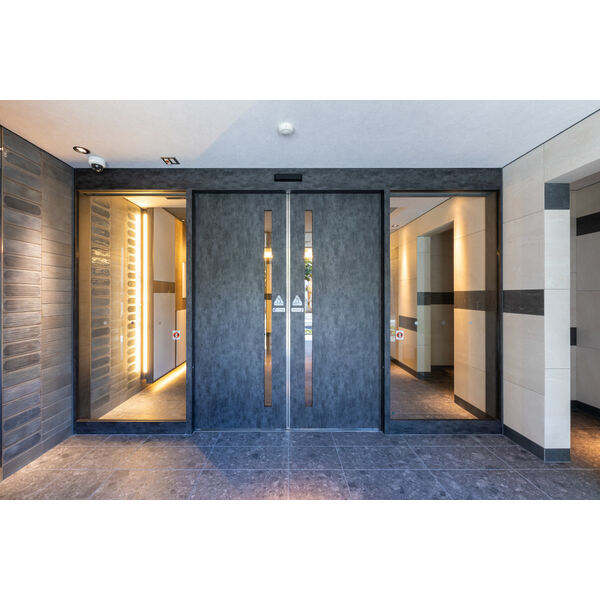 拡大写真:S-RESIDENCE堀田beaute 10階1005のエントランス