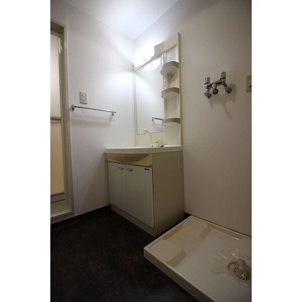 拡大写真:THE RESIDENCE IMAIKE NORTH 7階701の内装