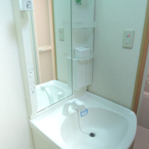 拡大写真:サン笠取 4階403の洗面所