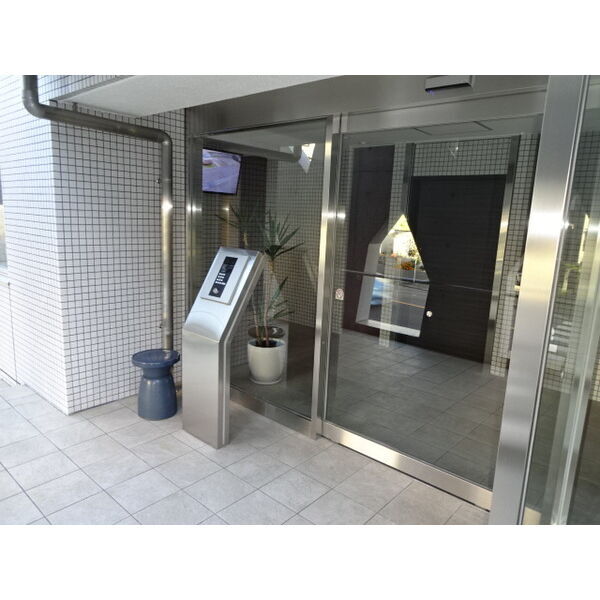 拡大写真:セイザンコート(SEIZAN COURT) 5階501のエントランス