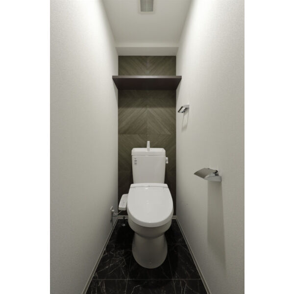 拡大写真:S-RESIDENCE庄内通駅前curere(クラーレ) 4階402のトイレ