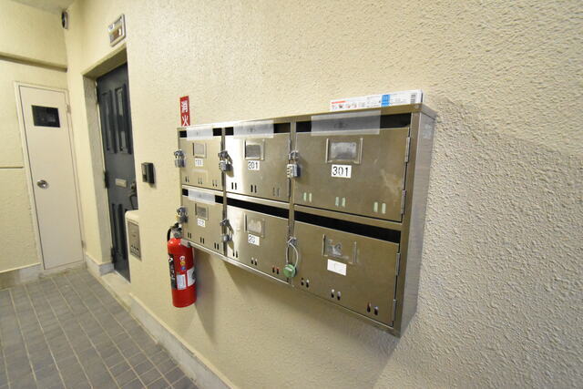 拡大写真:コーポラス牧野 1階103のその他共有部分
