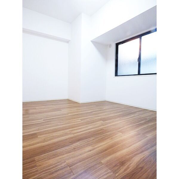 拡大写真:ラトゥール代官町WEST 9階903の居間