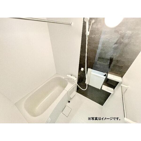 拡大写真:robot home 新守山 1階102の風呂