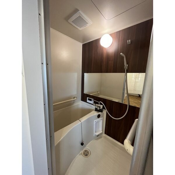 拡大写真:Mt.crown名駅南 7階7Cの風呂