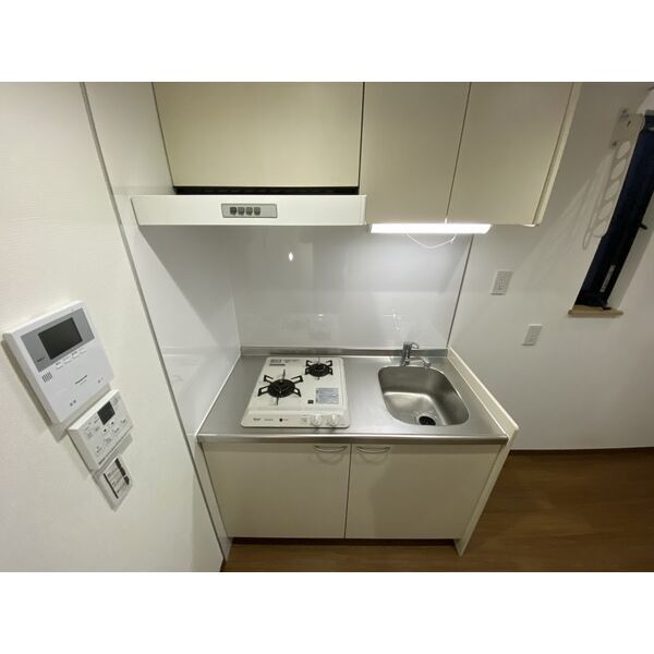 拡大写真:アースクエイク白水南棟 1階103のキッチン