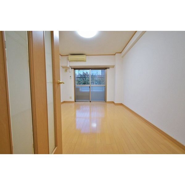 拡大写真:PLAGE HIMURO 2階203の居間
