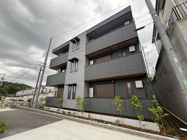 稲城市坂浜3丁目の外観