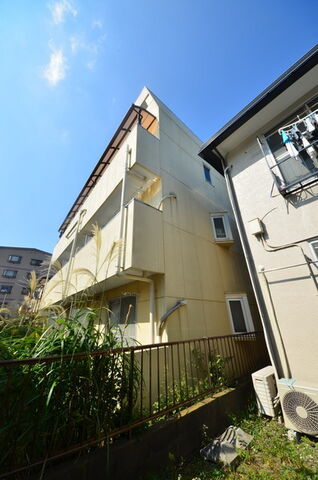 拡大写真:フリージア南野 4階402の★緑の多い、住みよいエリアに建つシングル物件★