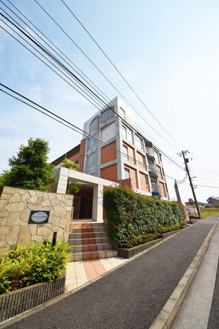 拡大写真:グランディールはるひ野 4階406の★便利な立地、居心地の良いマンション★