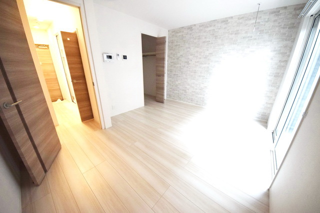 拡大写真:八王子市堀之内3丁目 2階0205の〜広々しております〜