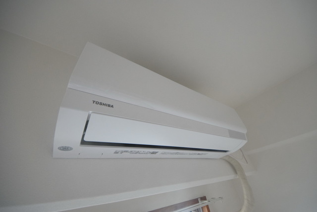 拡大写真:プラザマキシム 2階210の〜冷暖房お任せを〜